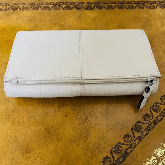 Coach Vintage White Cream Leather Trifold Wallet w Snap Closure - Picture 4 of 13